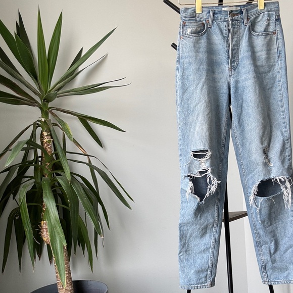DENIM FORUM The BF High Rise Loose | Light Wash | Women’s 25 - Picture 3 of 12